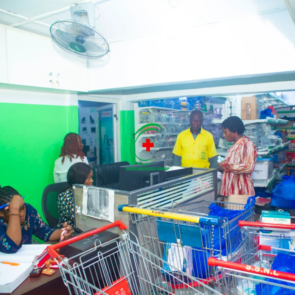 flyerwiz 1768966700846 Hall d'accueil de Bénin Médicaux Group